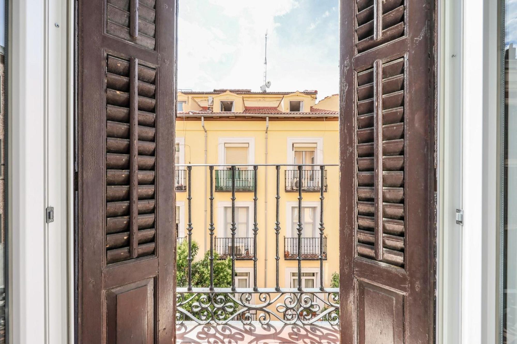 Be Coliving Madrid Centro Hotel — Photos 3